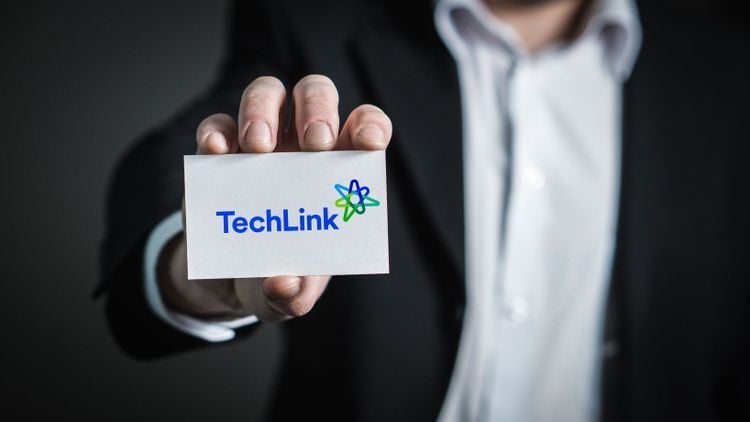 medium_tech_link_v2_572bdc0b57